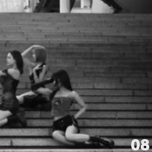 Recent activity shot of Mako (NiziU)