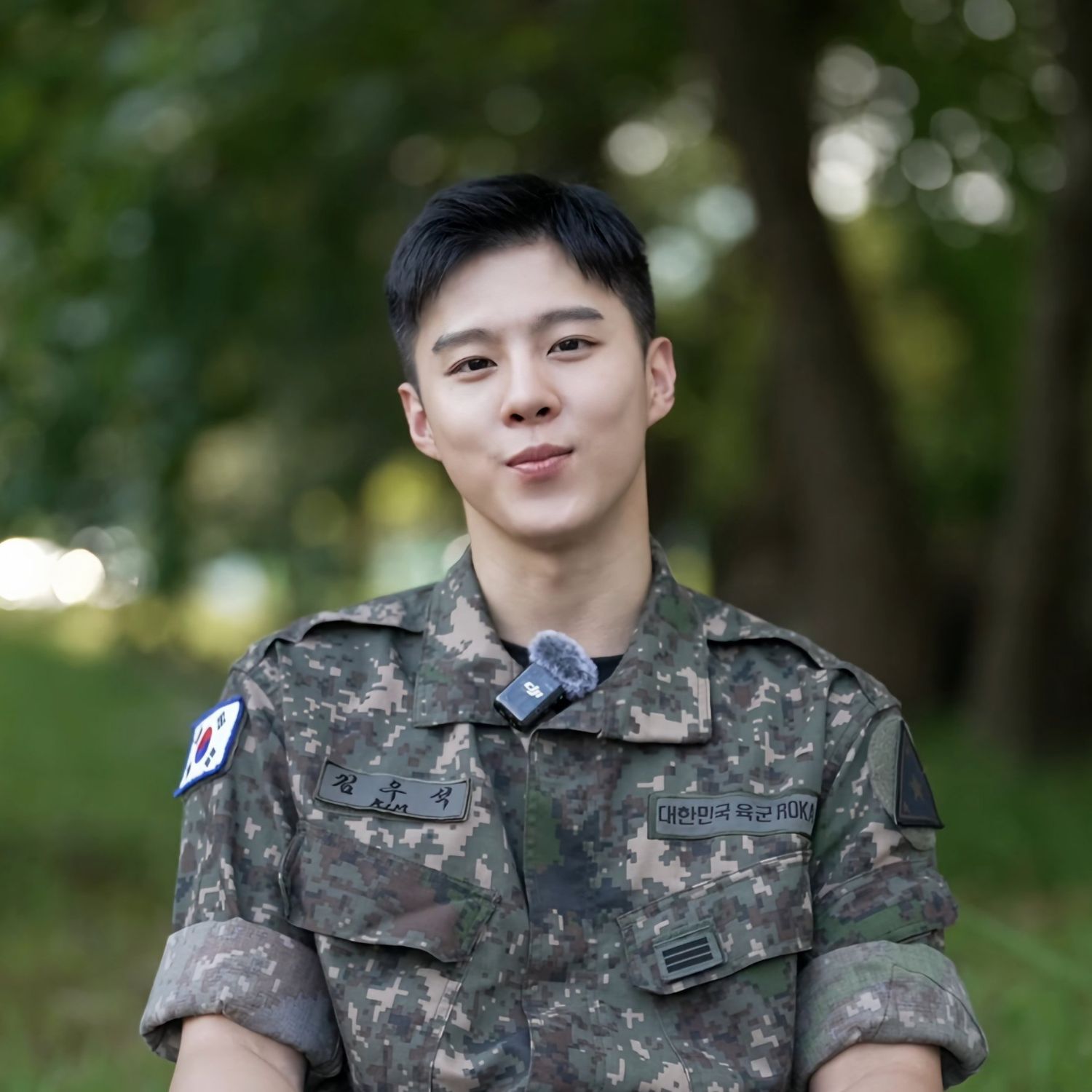 Potret di balik layar Kim Wooseok