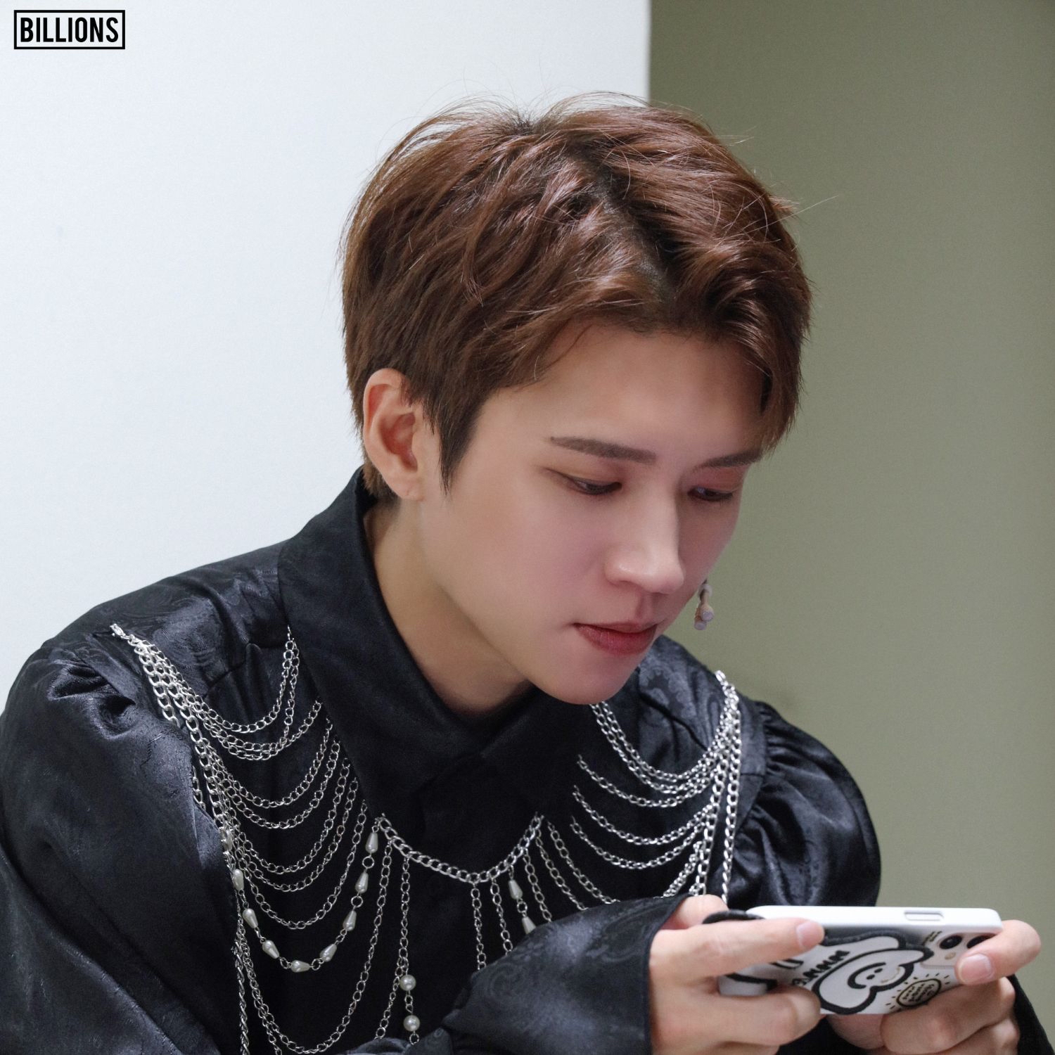 Recent activity shot of Woohyun (INFINITE)