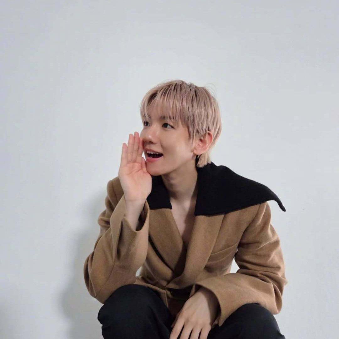 伯賢 (EXO)的最新活動照片