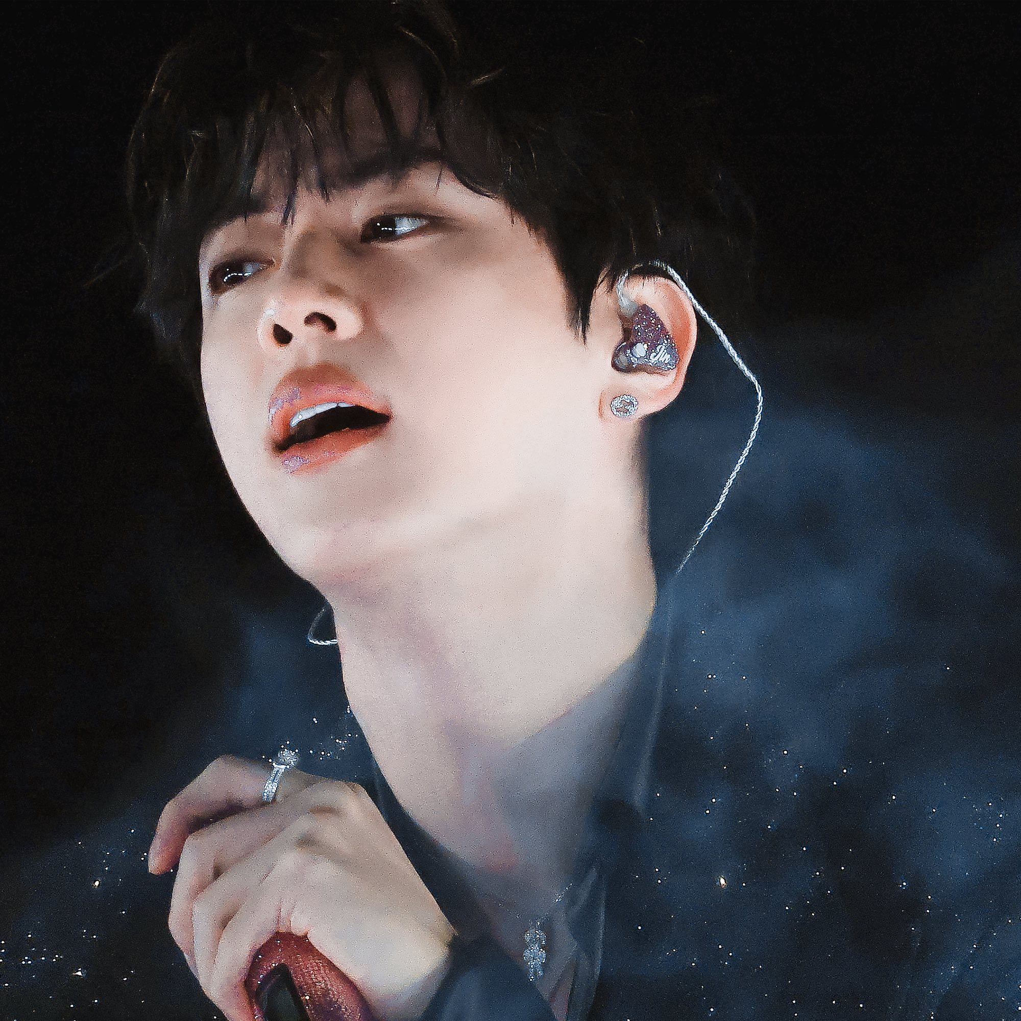 Foto aktivitas terbaru Jin (BTS)