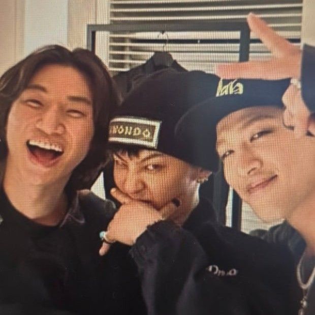 Latest photo of BIGBANG
