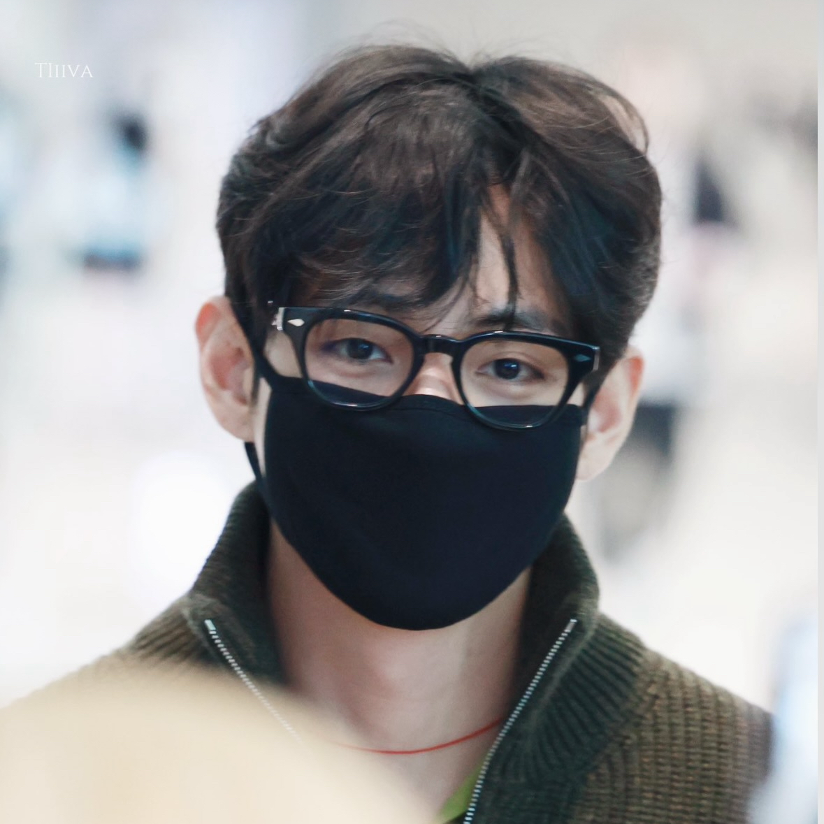 뷔 (방탄소년단)의 최신 사진