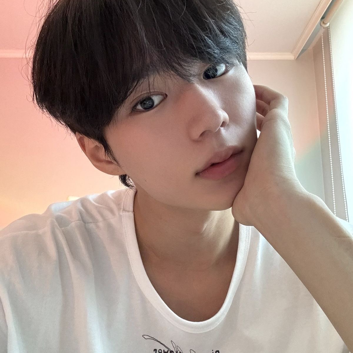 Latest photo of Kim Junseo (ALPHA DRIVE ONE)