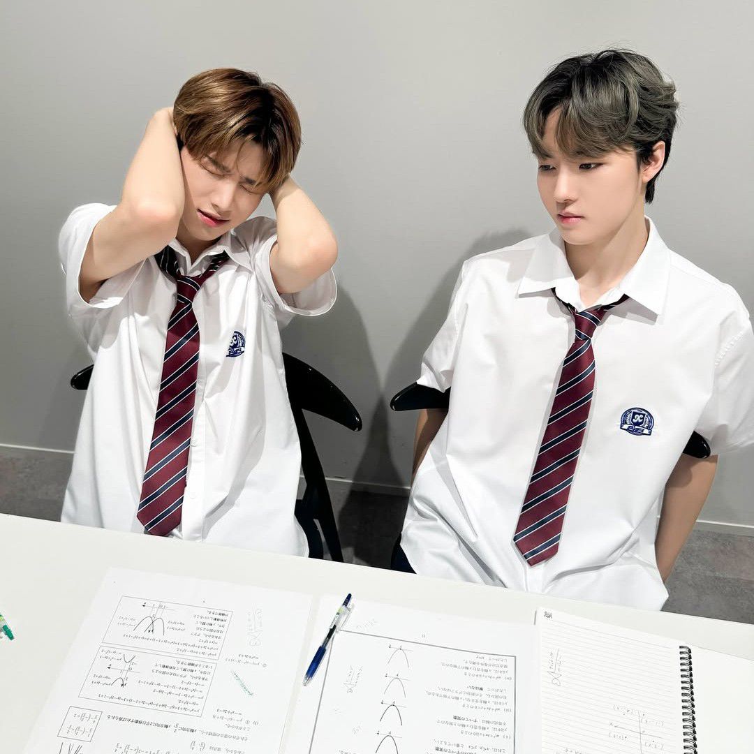 Behind-the-scenes cut of Hyunwoo (Xikers)
