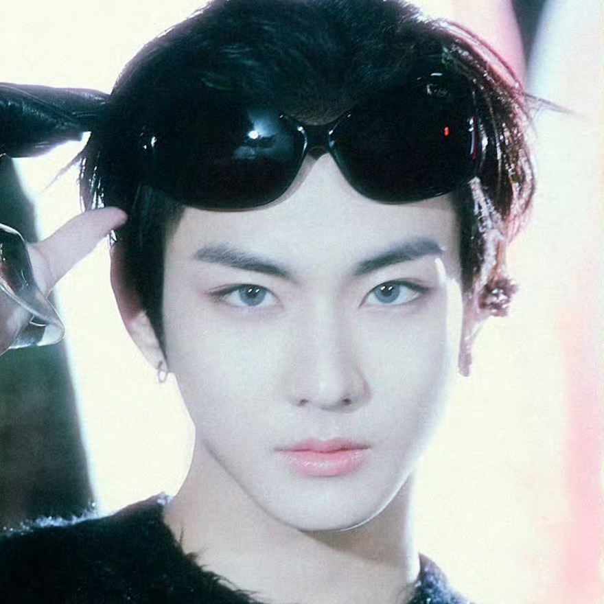 Latest photo of Jungwon (ENHYPEN)