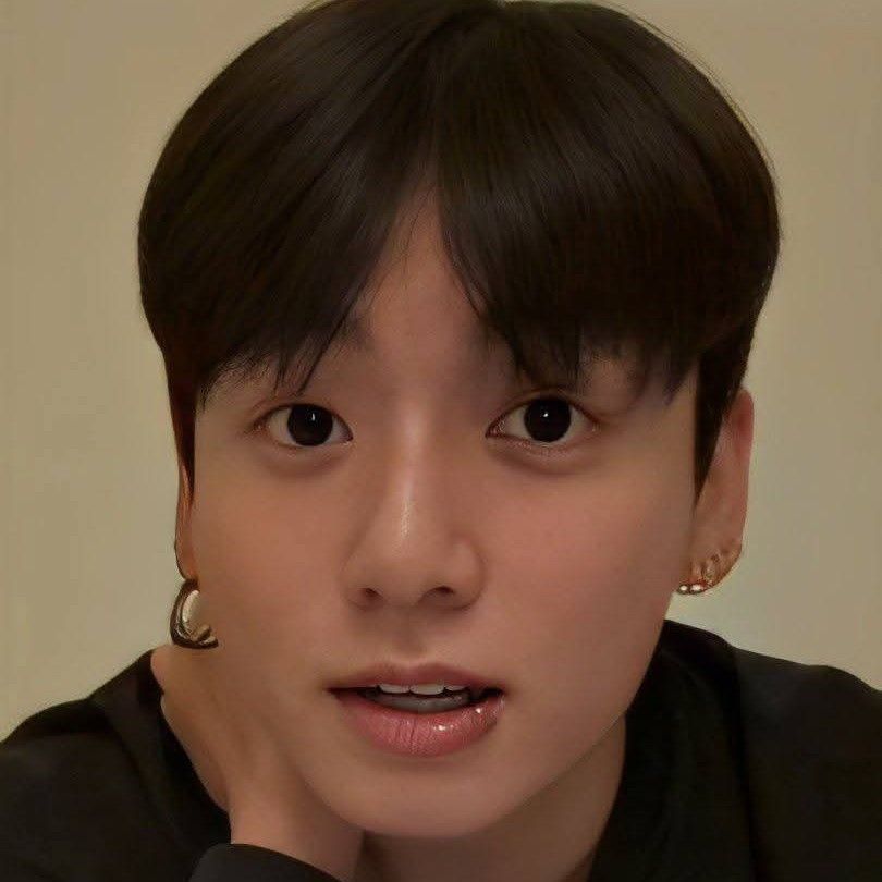 Latest photo of Jungkook (BTS)