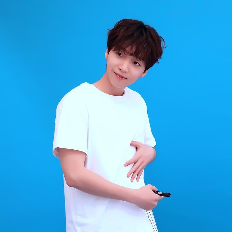 A moment captured by Jeong Sewoon's fan