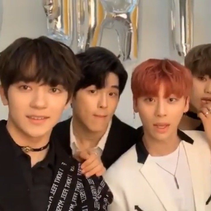 Behind-the-scenes cut of YECHAN (OMEGA X)