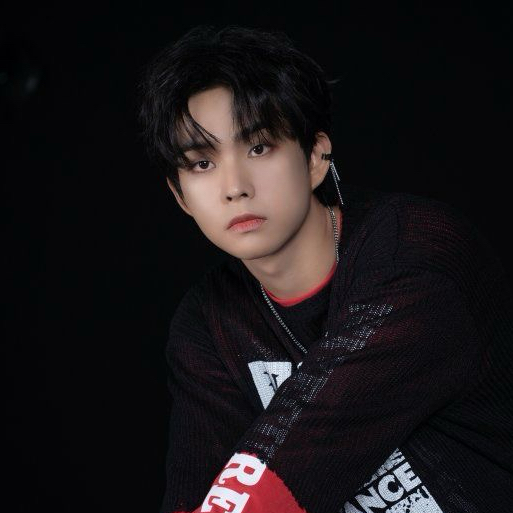 Behind-the-scenes cut of Choi Sangyeop (LUCY)