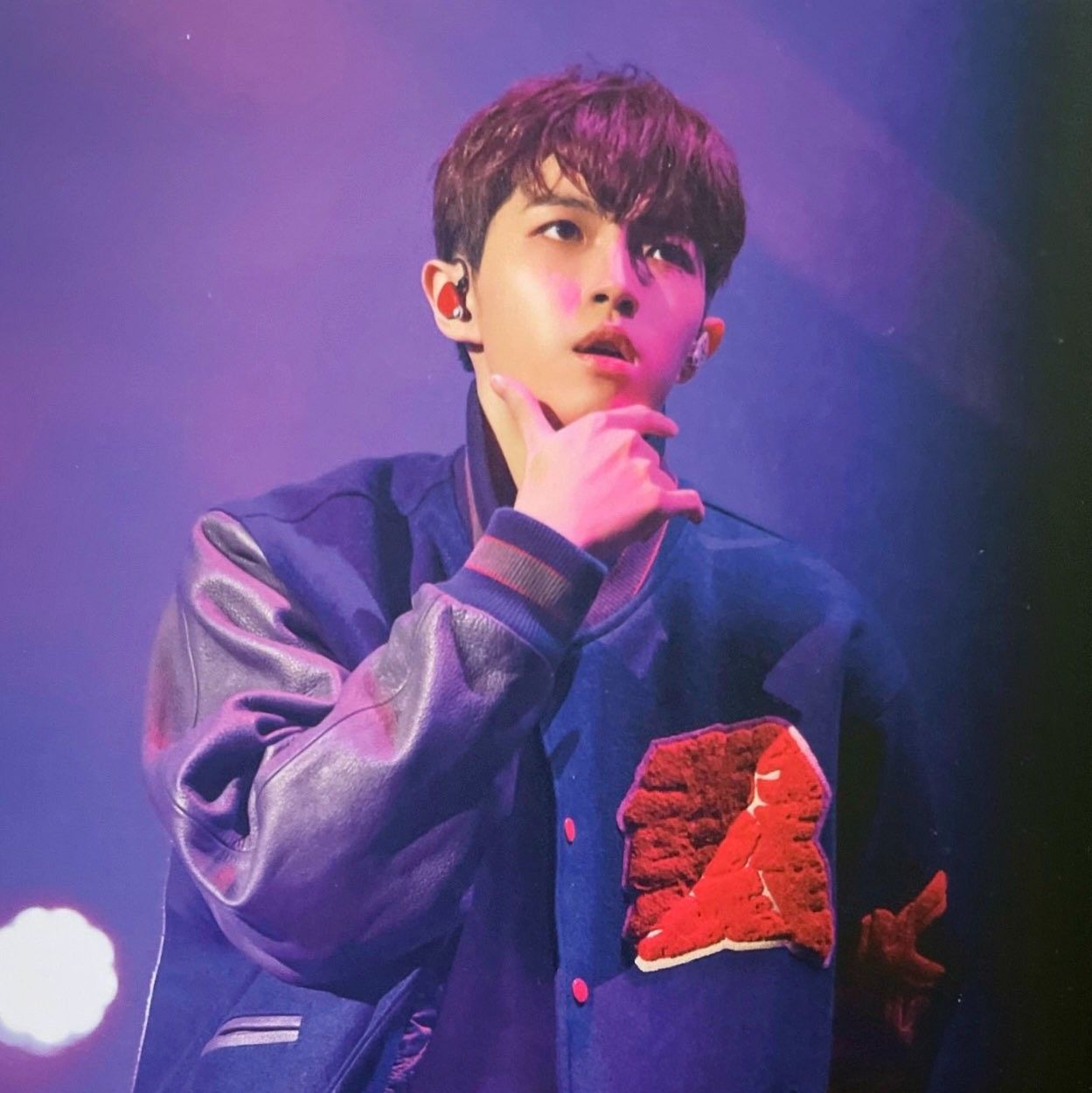 Potret di balik layar Kim Jaehwan