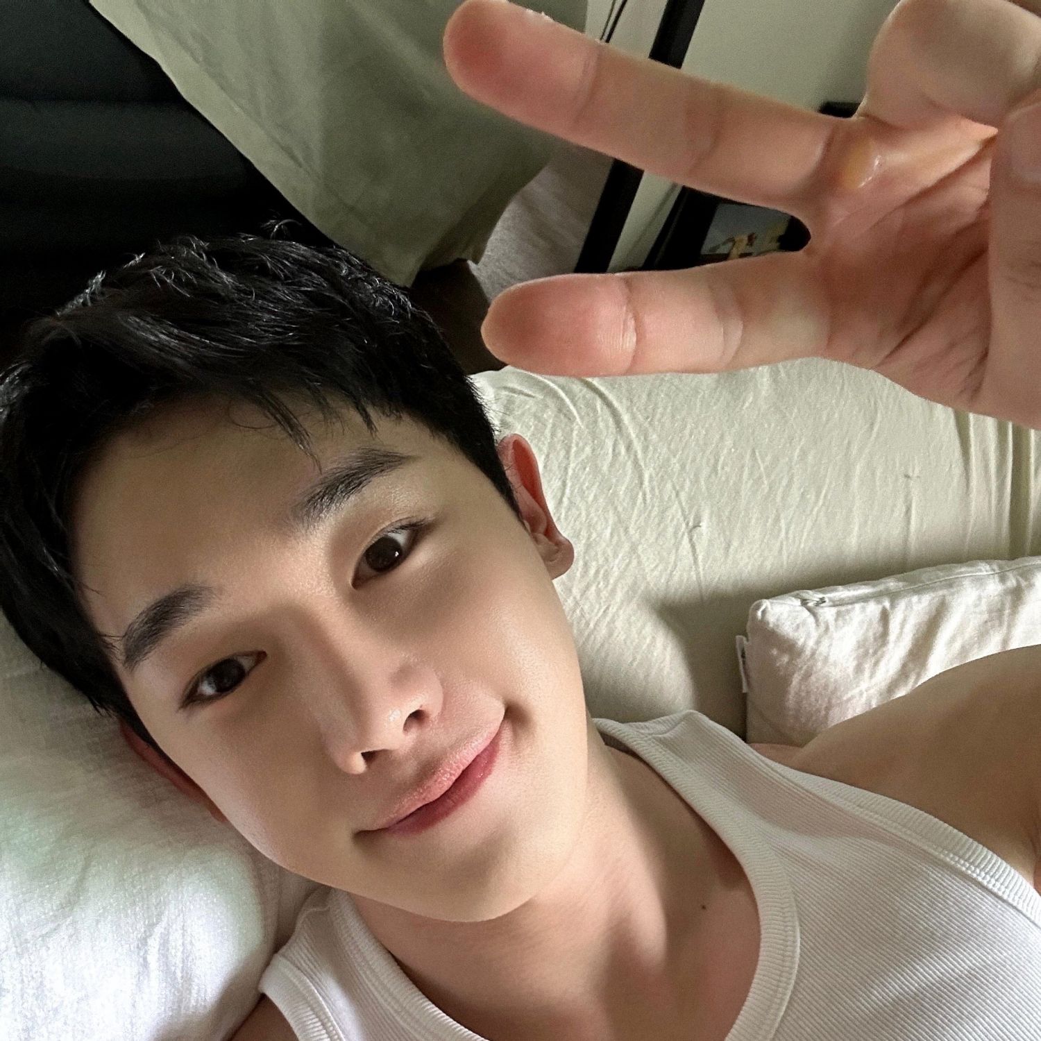 A moment captured by Wonho's fan