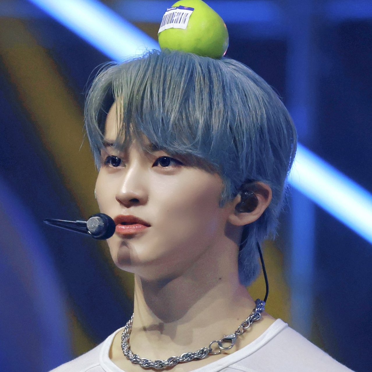 A moment captured by Mark (NCT 127, NCT DREAM)'s fan