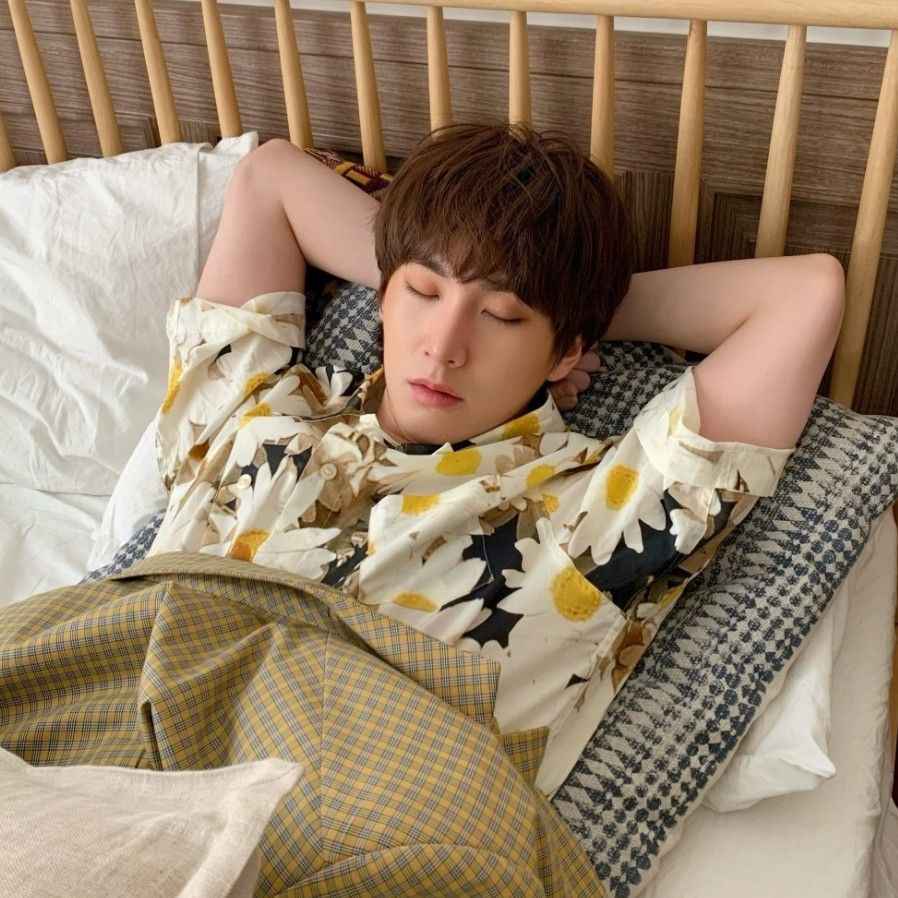 Latest photo of Shinwon (PENTAGON)
