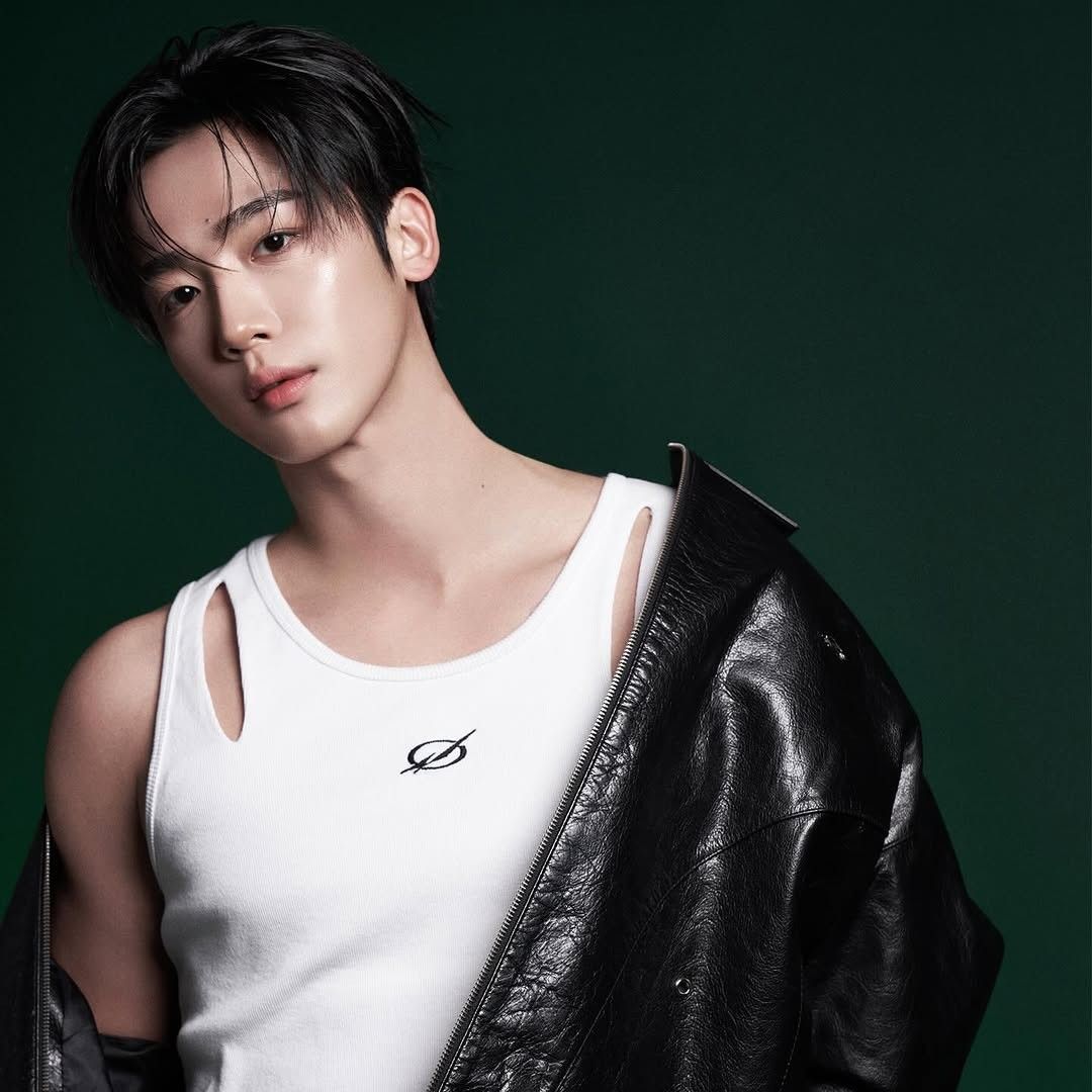 Recent activity shot of Kim Yohan (WEi)
