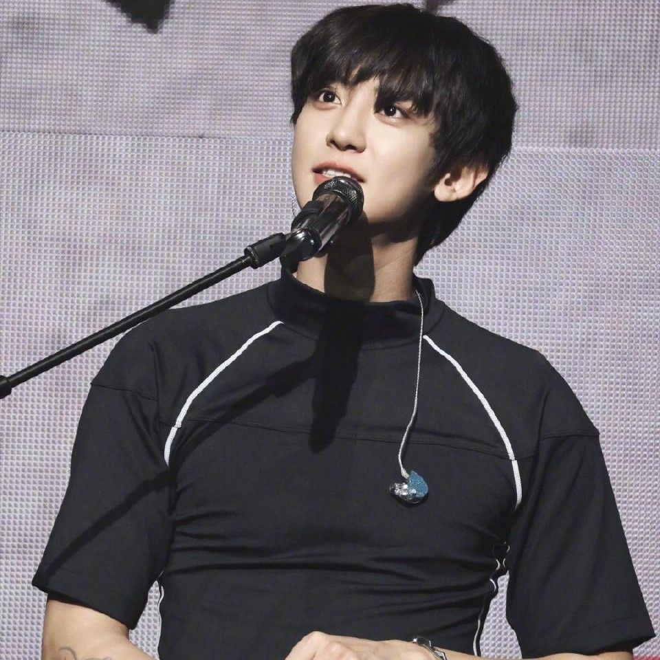 Potret di balik layar Chanyeol (EXO)