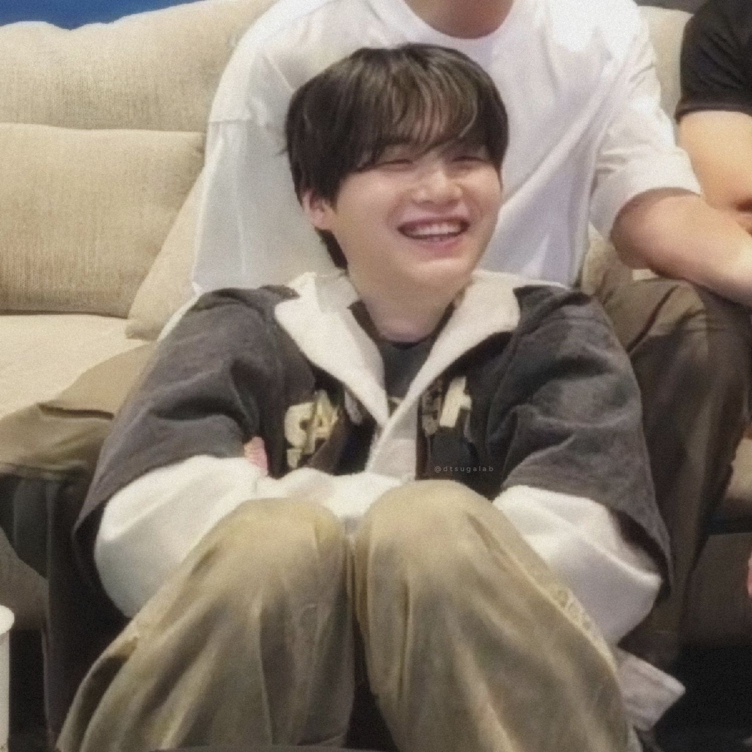 슈가 (방탄소년단)의 최신 사진