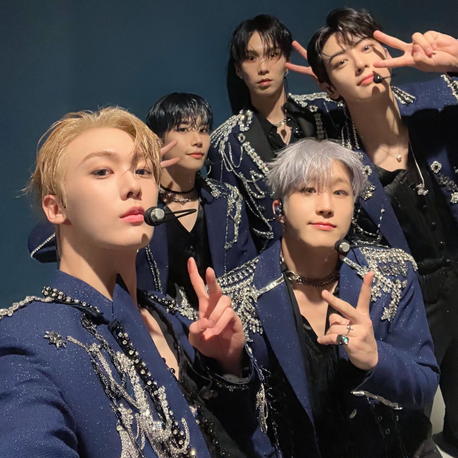 Behind-the-scenes cut of Jinjin (ASTRO)