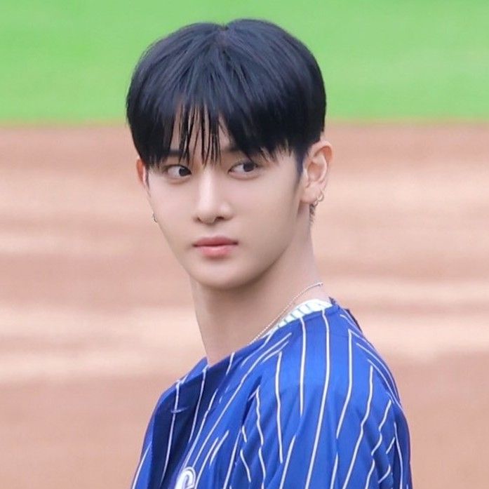 Latest photo of Bae Jinyoung