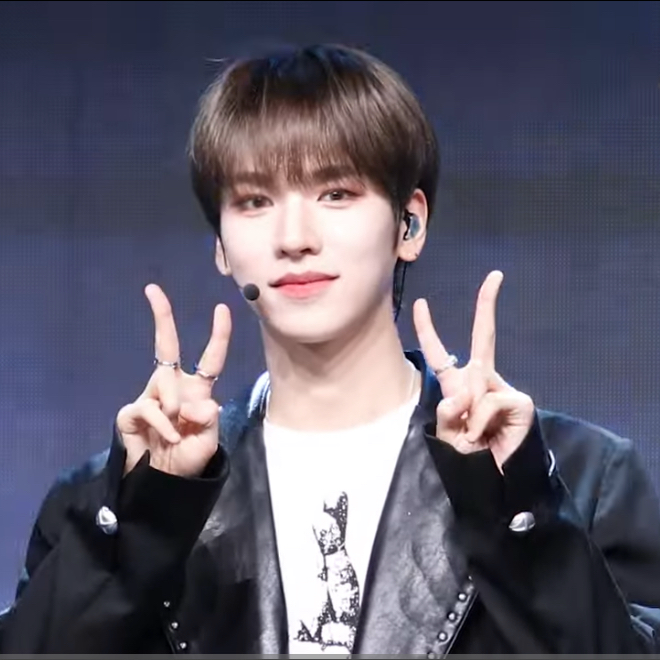 한준 (n.SSign)의 비하인드 컷