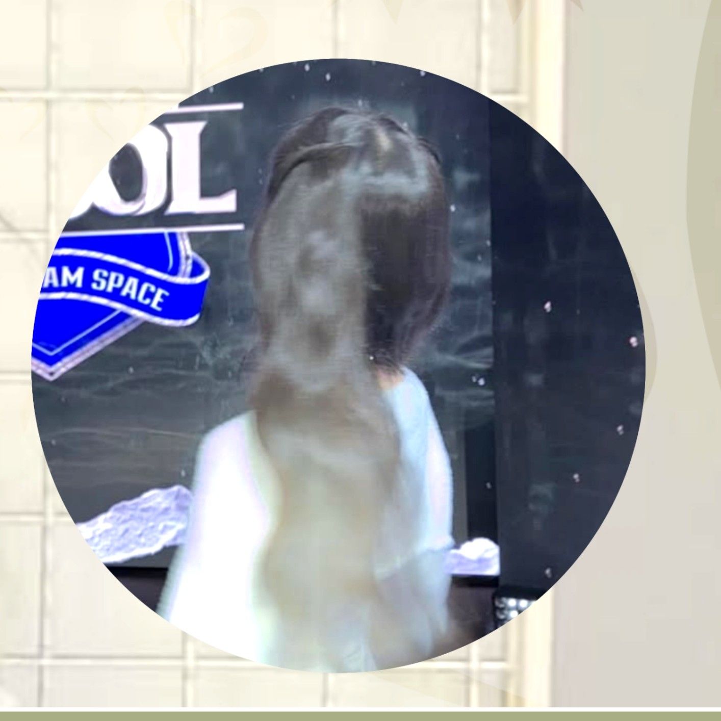 Recent activity shot of Yuju (GFRIEND)