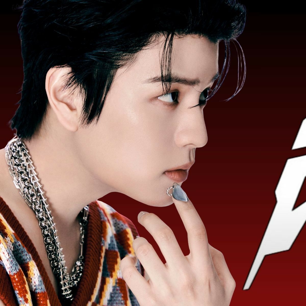 Latest photo of Seungmin (Stray Kids)