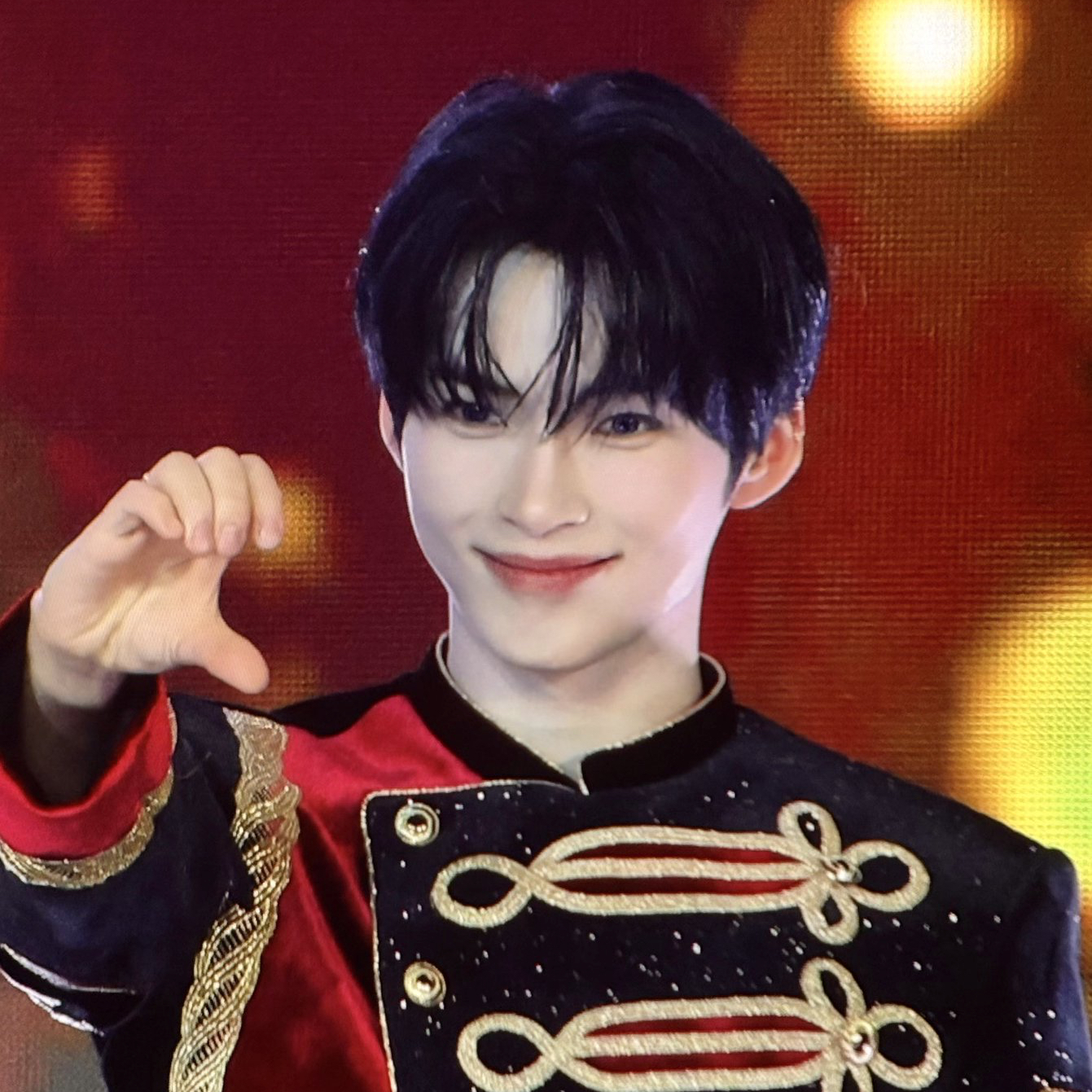 Recent activity shot of Sung Hanbin (ZEROBASEONE)