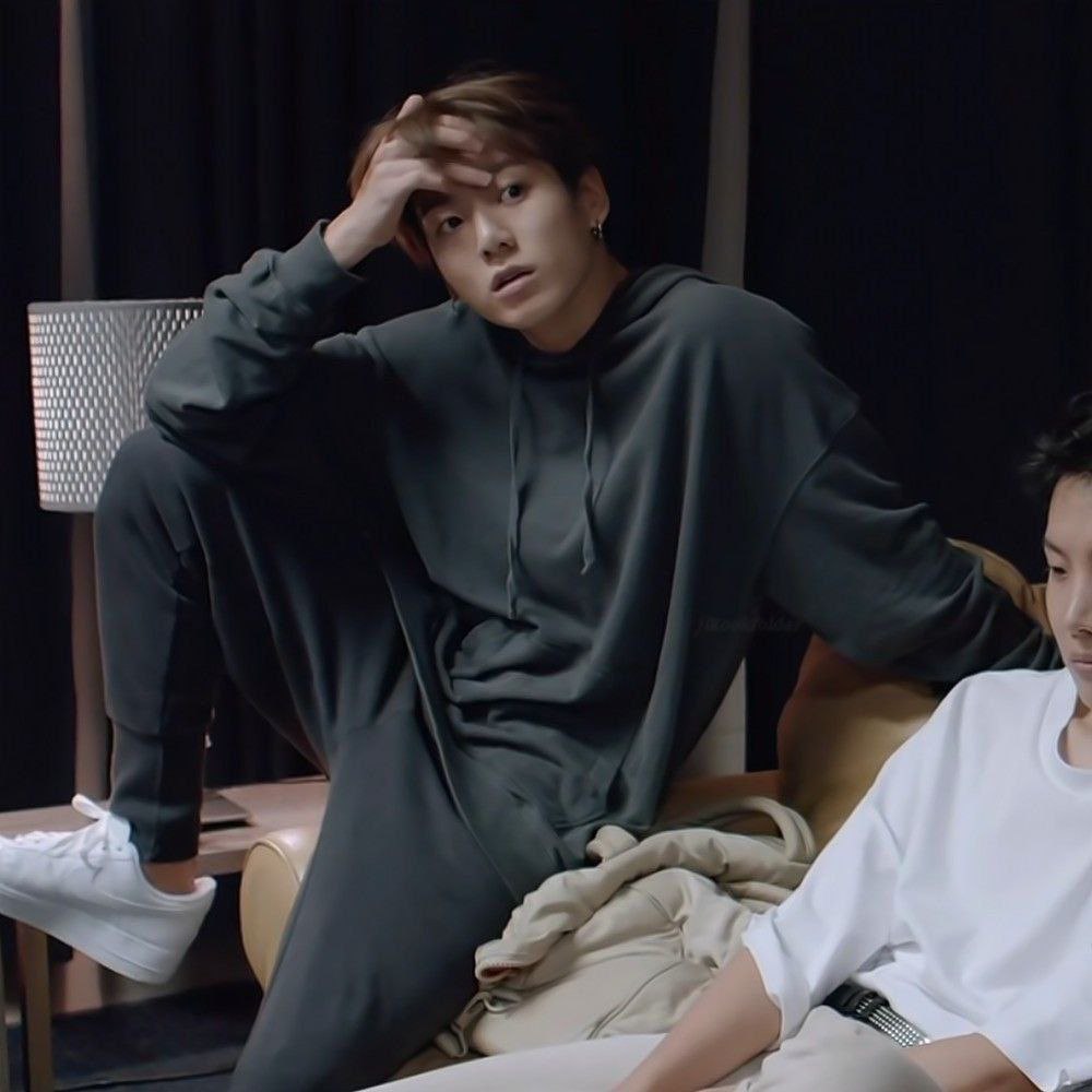 A moment captured by Jungkook (BTS)'s fan