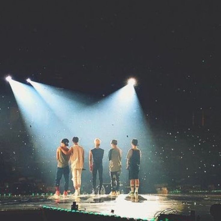 Recent activity shot of SHINee