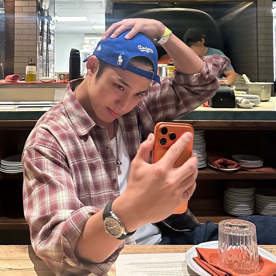 Behind-the-scenes cut of Mingyu (SEVENTEEN)