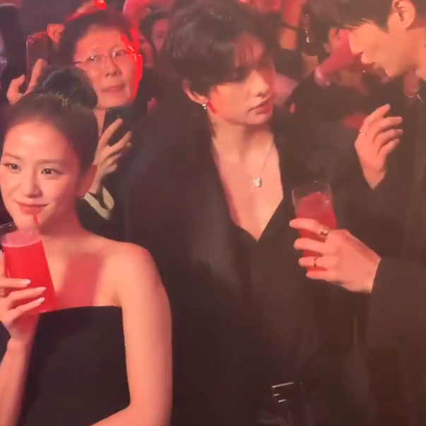 Behind-the-scenes cut of Hyunjin (Stray Kids)