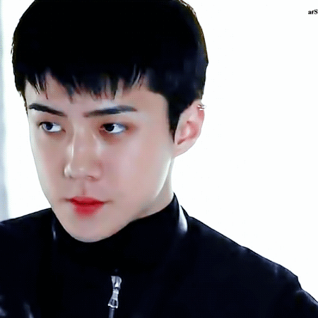 A moment captured by Sehun (EXO)'s fan