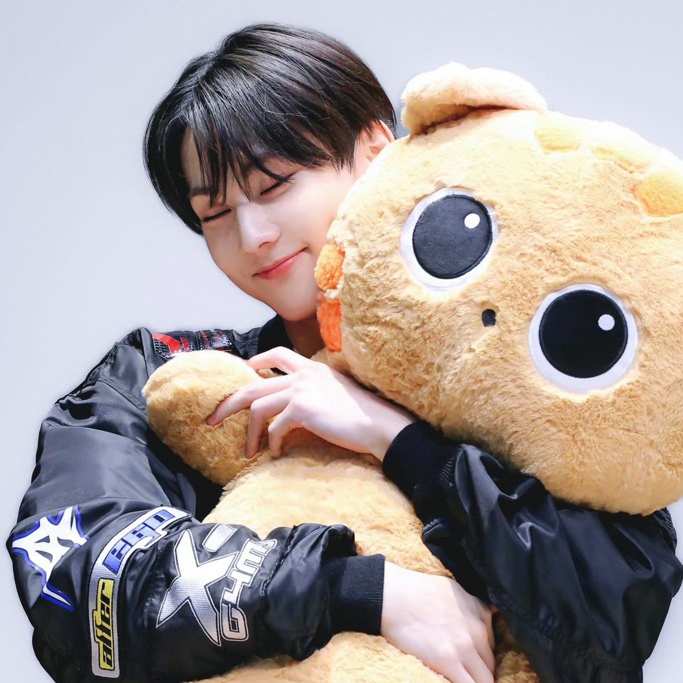 Latest photo of Jungwon (ENHYPEN)