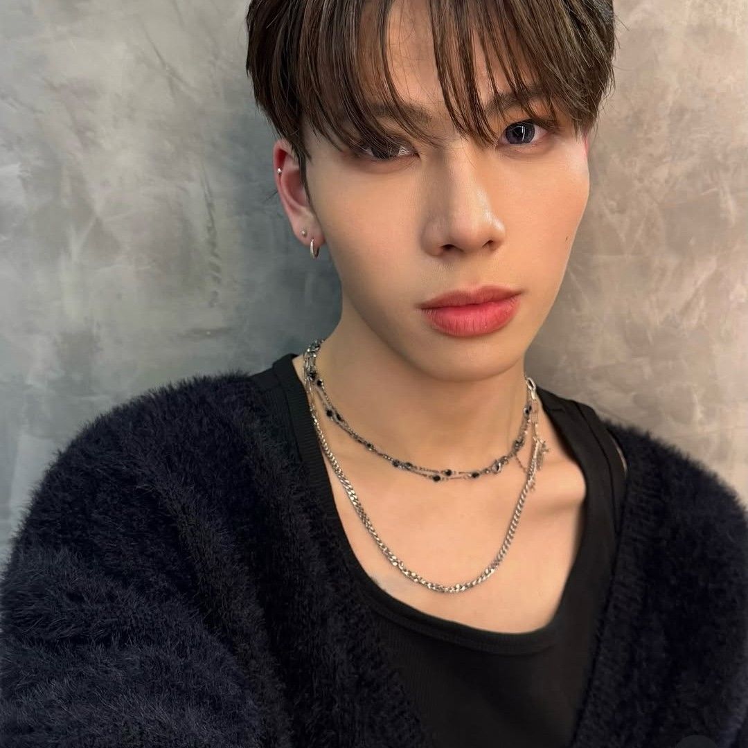 Recent activity shot of Jagger (SEVENTOEIGHT)