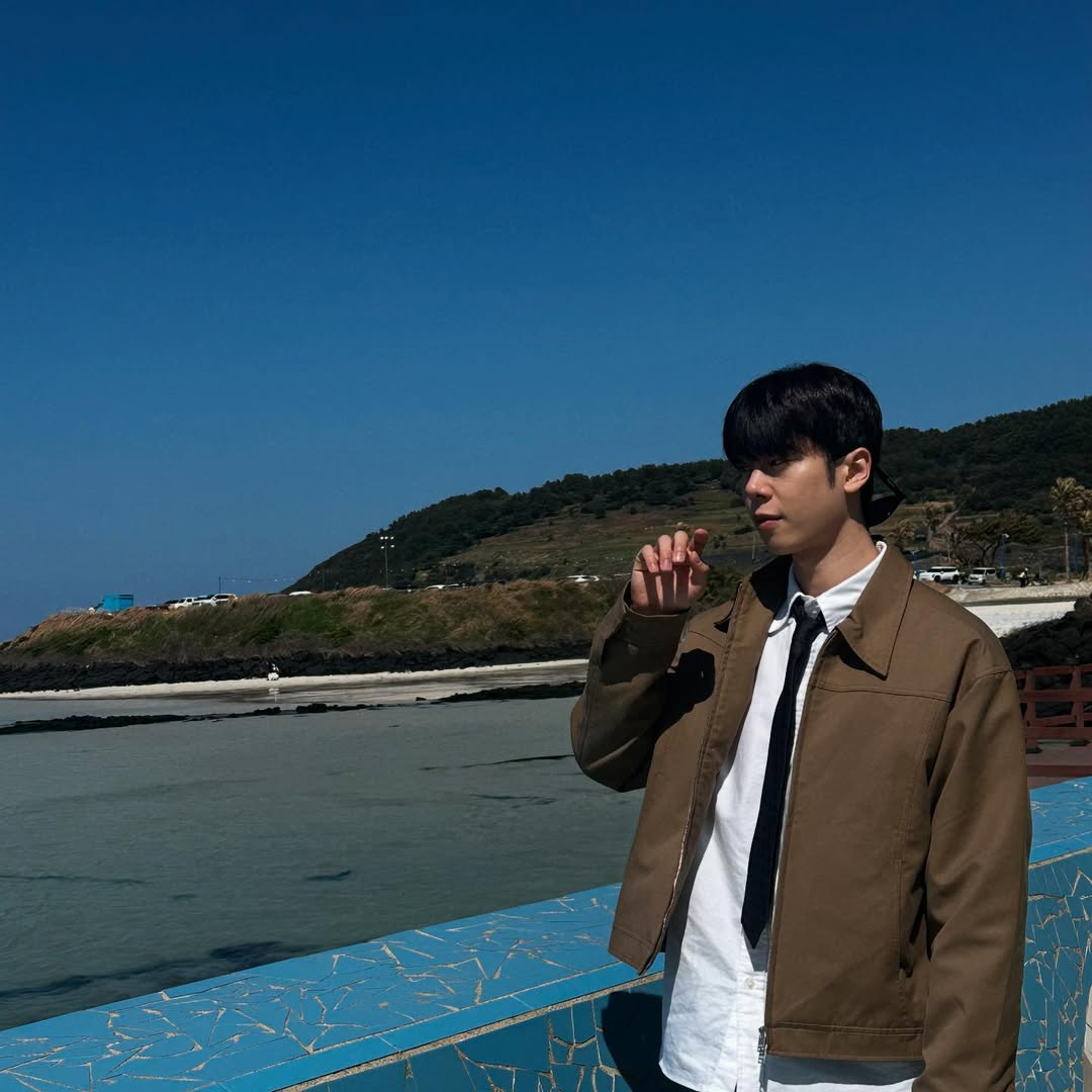 A moment captured by Kim Donghyun (AB6IX)'s fan