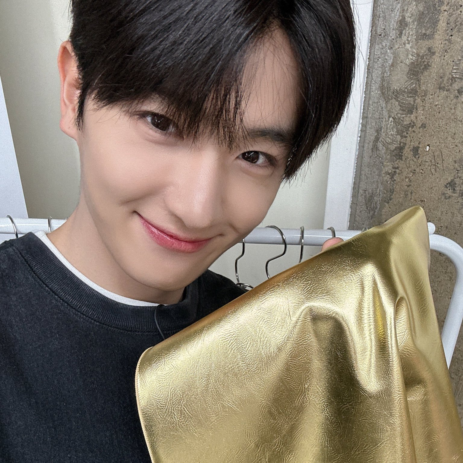 더보이즈의 비하인드 컷