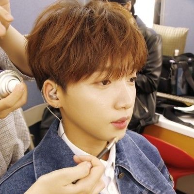 A moment captured by Jeong Sewoon's fan