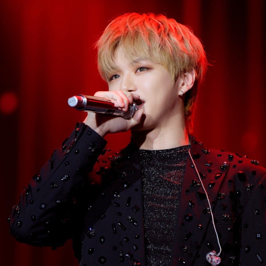 A moment captured by Kang Daniel's fan