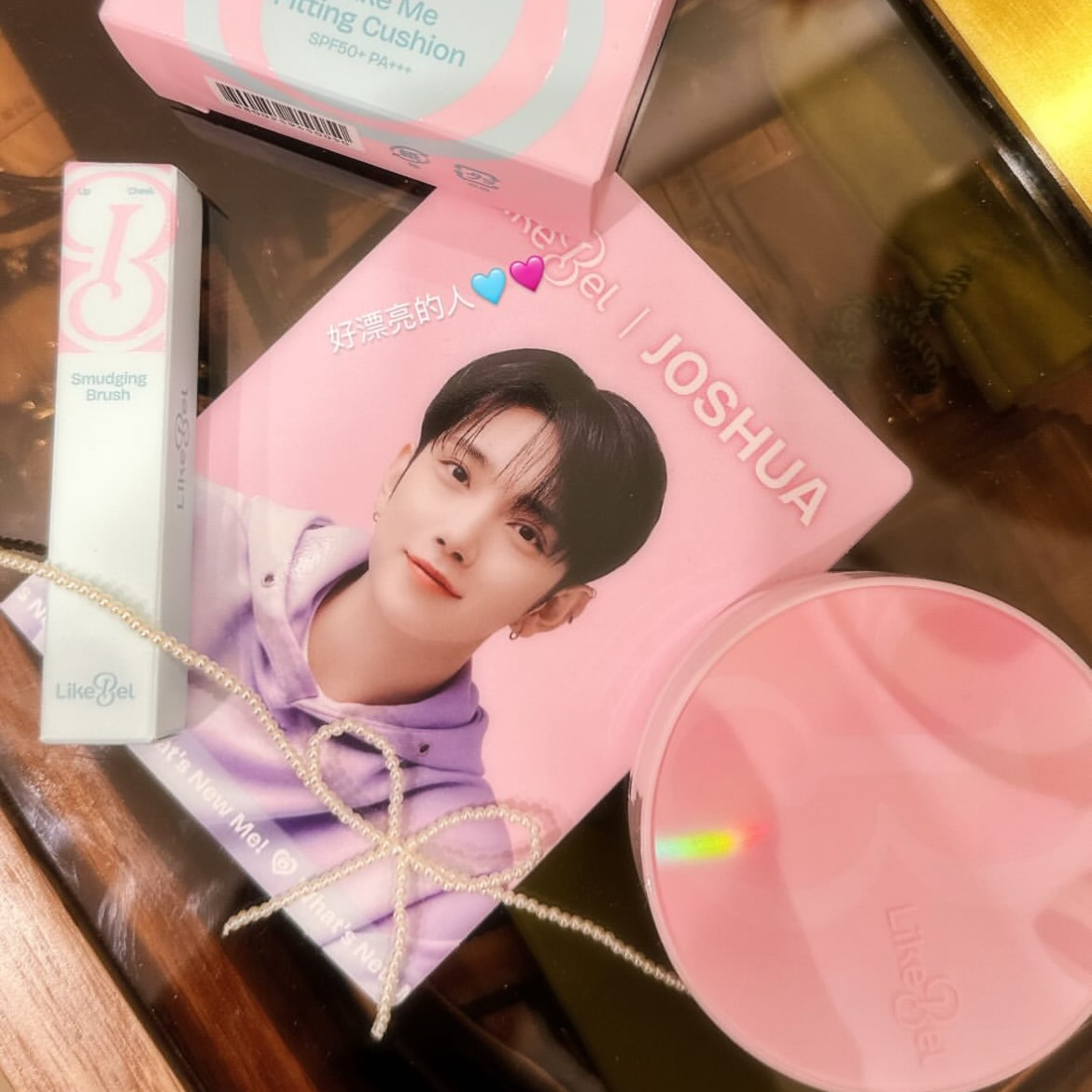 Latest photo of Joshua (SEVENTEEN)