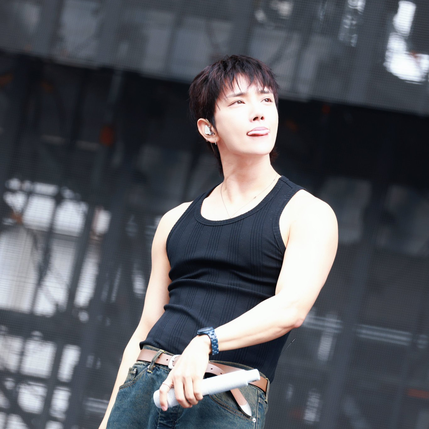 Latest photo of Joshua (SEVENTEEN)