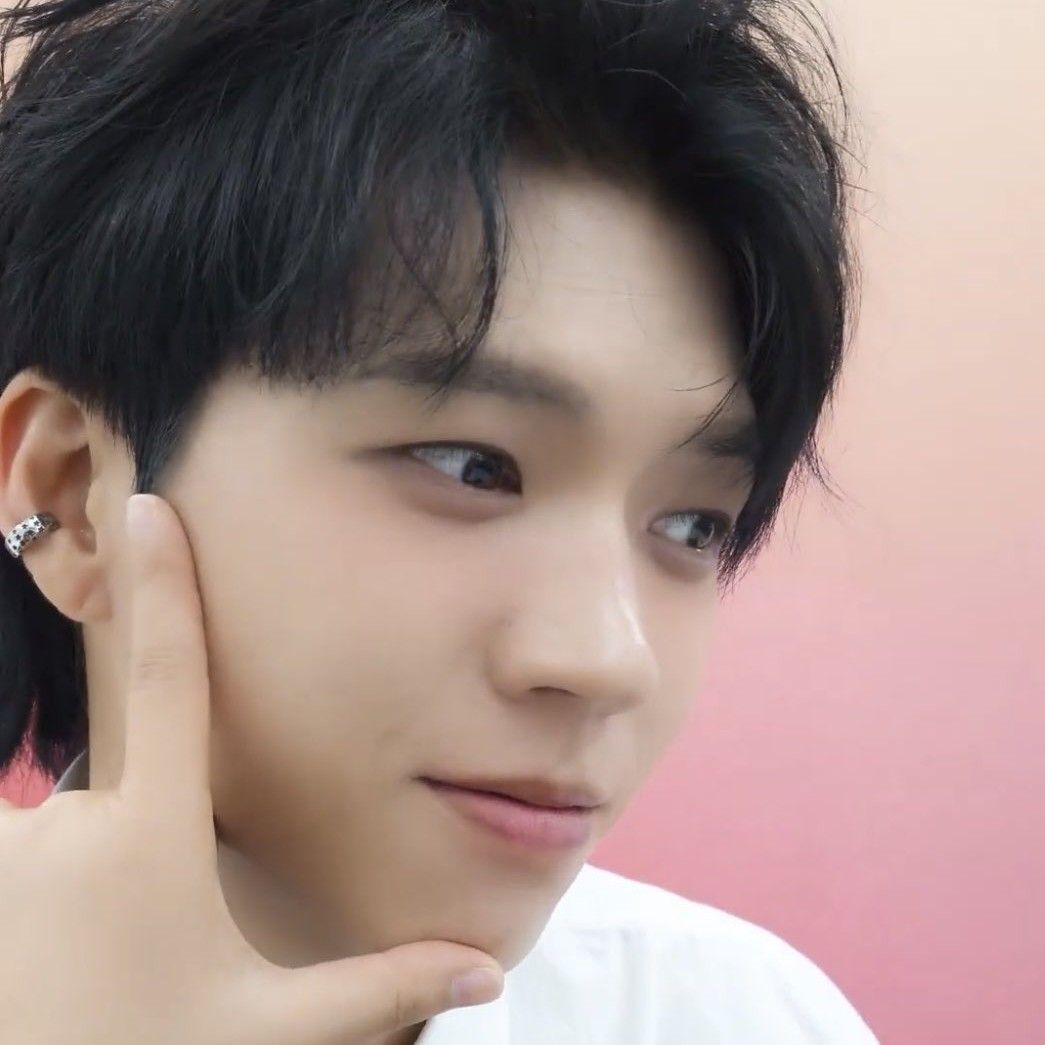 남우현 (인피니트)의 최신 사진