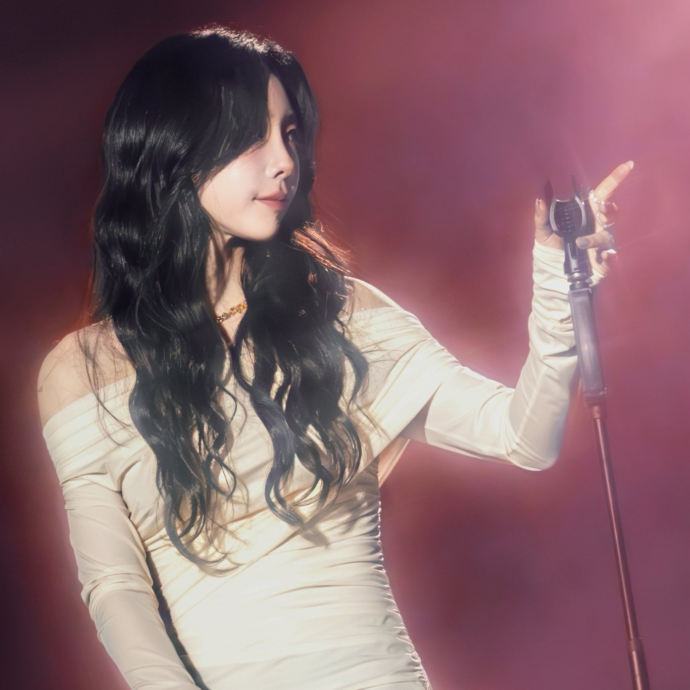 Latest photo of Taeyeon (Girls' Generation)