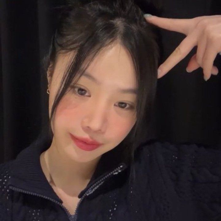 Latest photo of Soojin