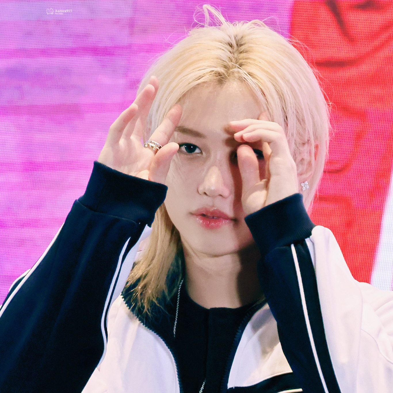 Behind-the-scenes cut of Felix (Stray Kids)