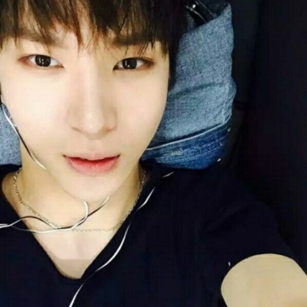 Latest photo of LEO (VIXX)