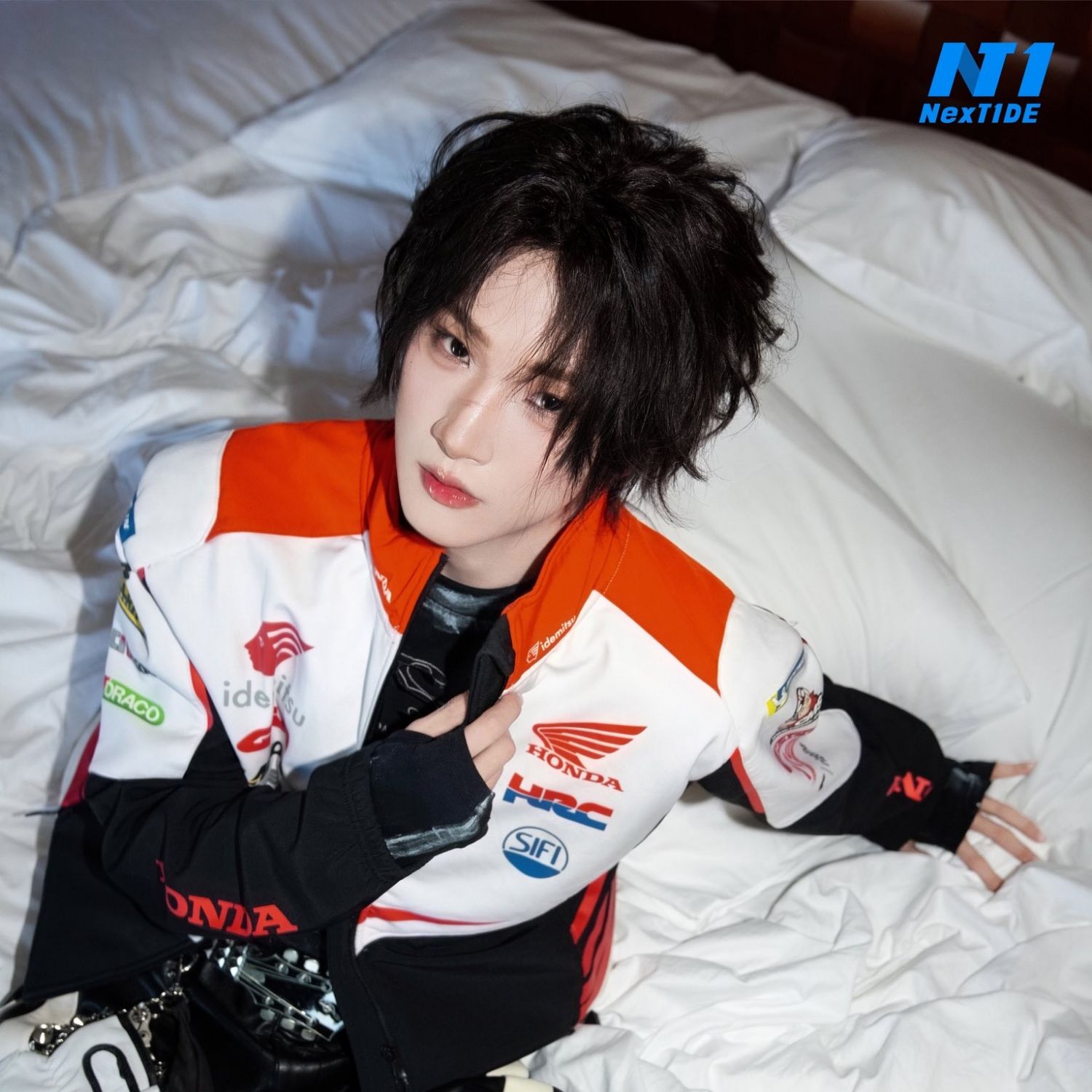 A moment captured by Hu Yetao (NexT1DE)'s fan