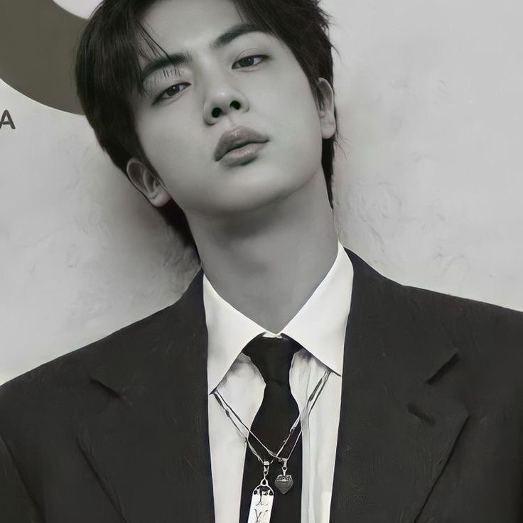 Behind-the-scenes cut of Jin (BTS)