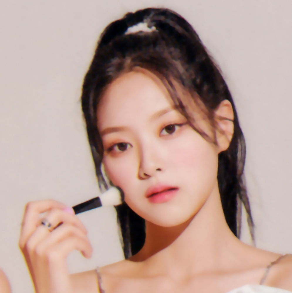 현진 (루셈블) 최근 활동샷