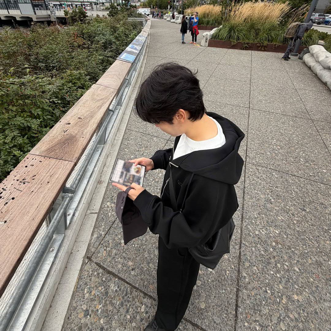 Latest photo of Seungkwan (SEVENTEEN)