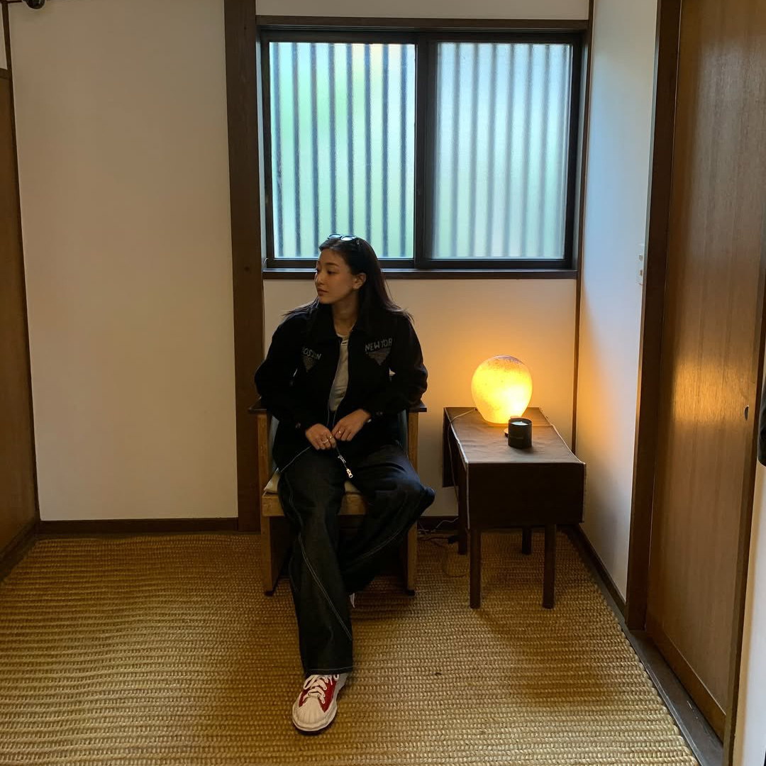 Recent activity shot of Jihyo (TWICE)